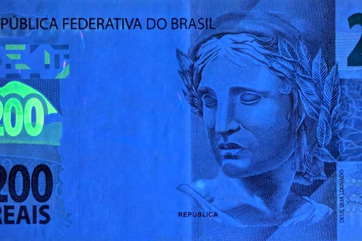 Cédula de dinheiro brasileiro