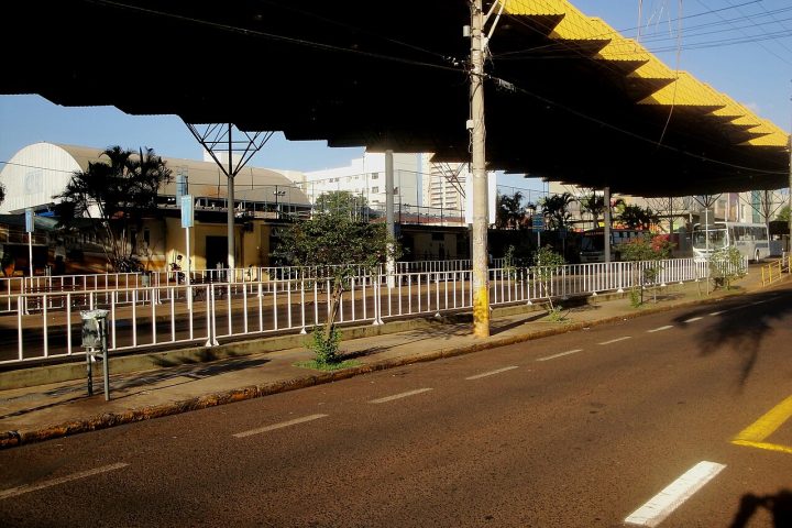 Terminal de Ônibus Urbano na Rua Sebastião Sampaio em Sertãozinho - panoramio
