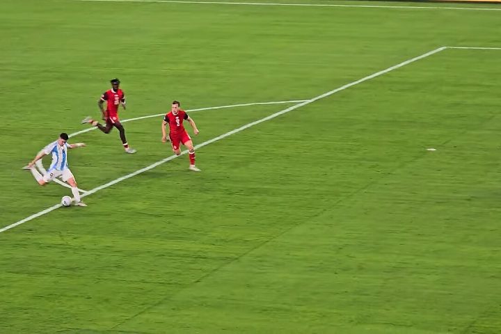 Julián Álvarez finaliza com a camisa da Argentina