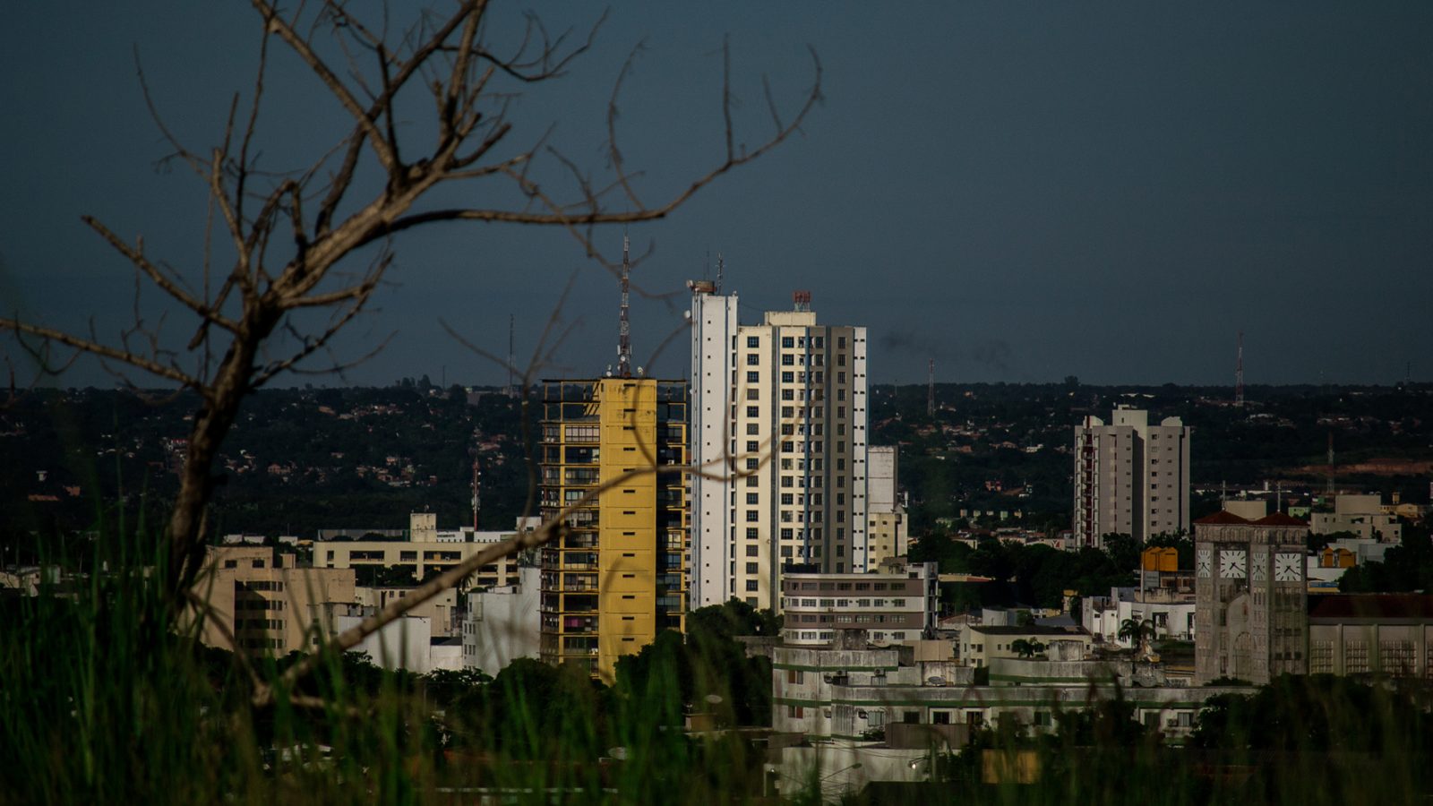 Vista urbana de Cuiabá, em Mato Grosso
