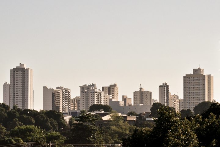 Vista urbana de Cuiabá, em Mato Grosso
