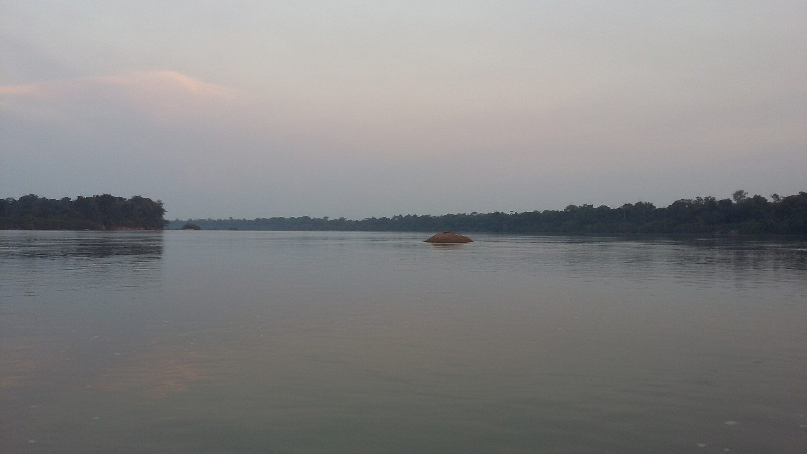 Fim de tarde no Rio Teles Pires, em Mato Grosso