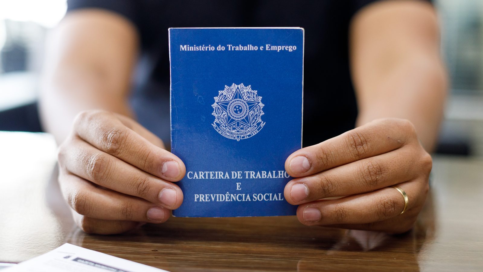 SINE Cuiabá abre 325 vagas com salário de até R$ 7,4 mil para mestre de obras