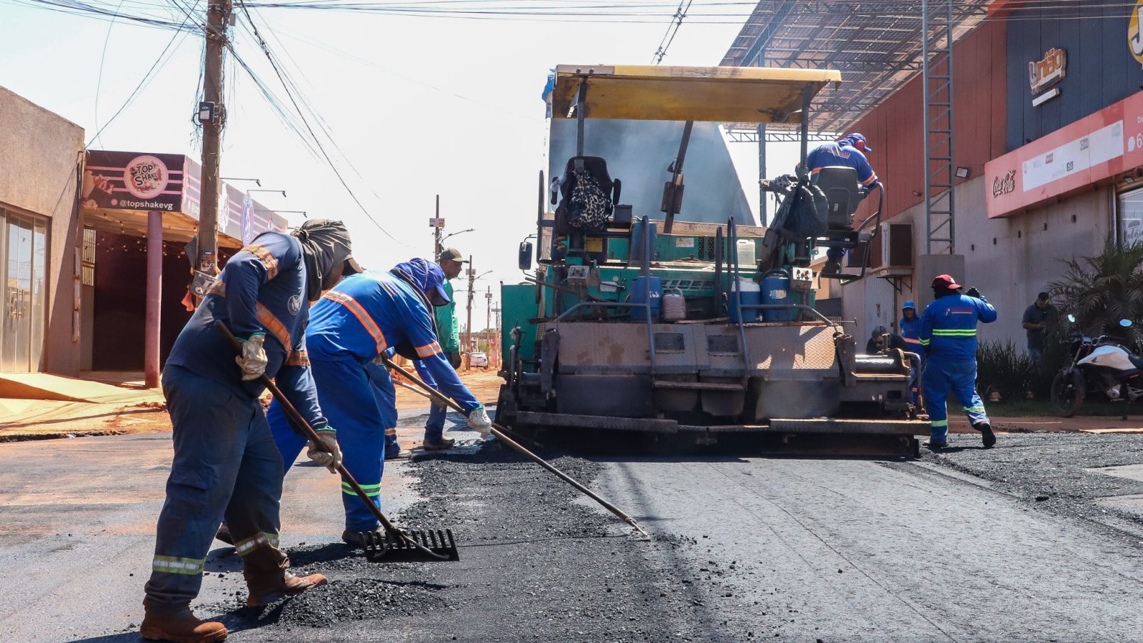 Prefeitura de Várzea Grande diz que obras alcançam 45 ruas do Paiaguás, com R$ 10 milhões de convênio e R$ 3 milhões próprios