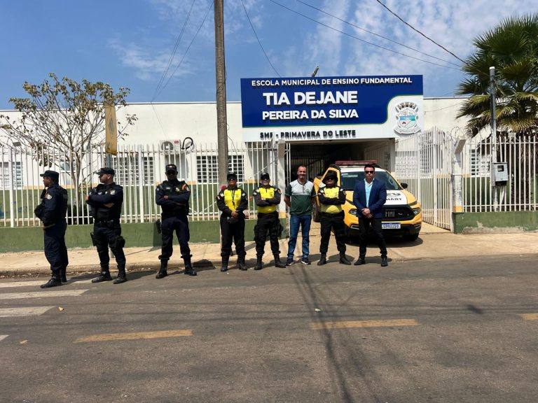 PM e CMTU reforçam fiscalização na porta de escola em Primavera do Leste