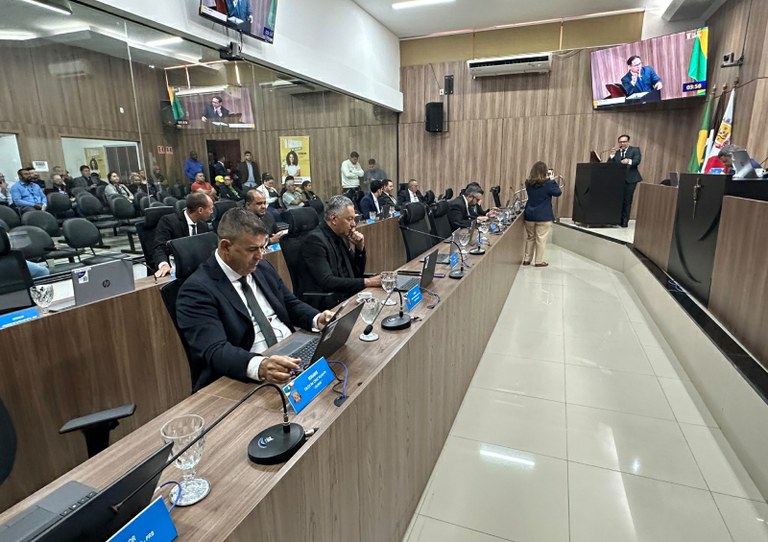 Câmara de Várzea Grande não divulga resultado de seis projetos votados há uma semana