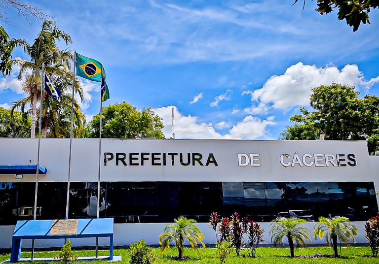 Prefeitura de Cáceres revoga decreto de crédito suplementar três dias depois de assiná-lo