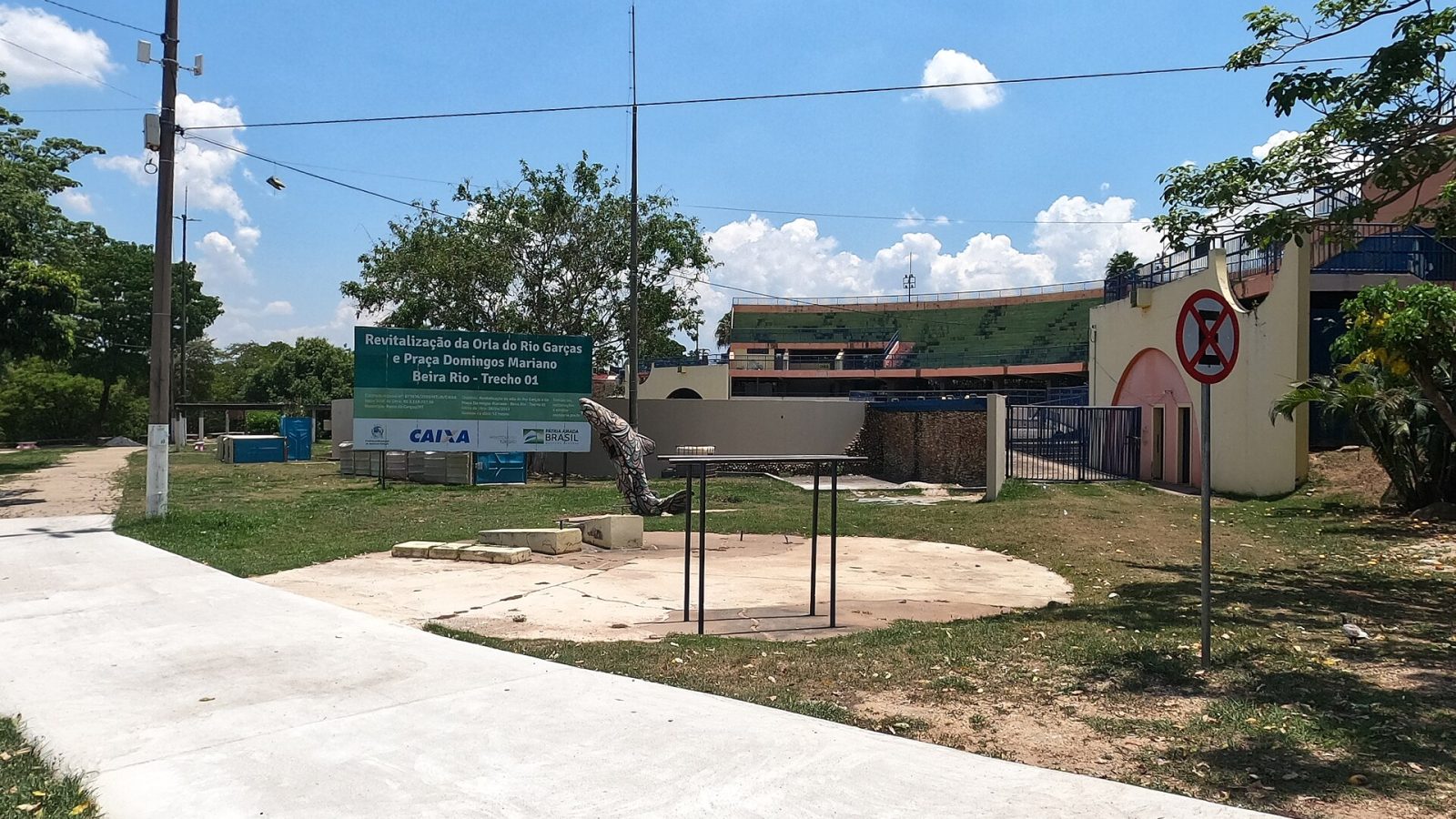Orla do Rio Garças, em Barra do Garças, imagem ilustrativa