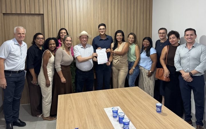 Dorner envia à Câmara projeto que reestrutura a carreira dos técnicos educacionais de Sinop; correção começa em 2027