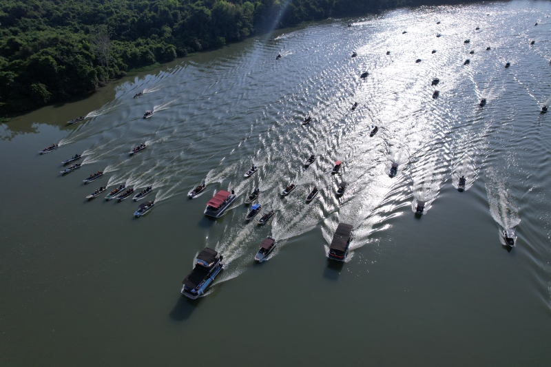 Romaria nas Águas percorre 10 quilômetros do rio Teles Pires neste domingo e abre o Festeja Sinop