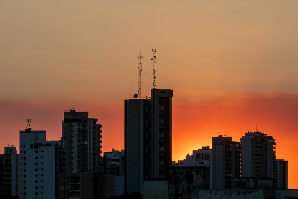Calor extremo muda o horário dos agentes comunitários de saúde em Cuiabá