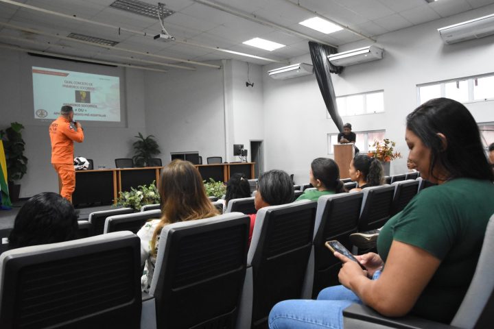 Cuiabá forma 60 brigadistas em 12 unidades de ensino para destravar o AVCB das escolas