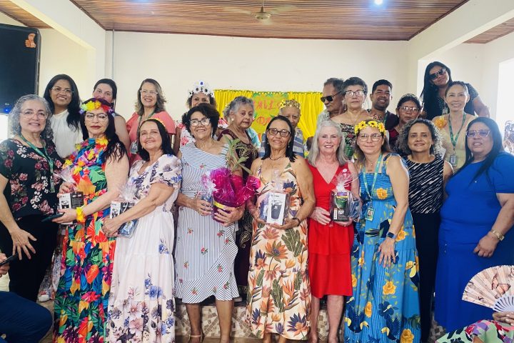 Baile da Primavera reúne mais de 150 idosos no CCI Maria Ignês e elege rei e rainha em Cuiabá