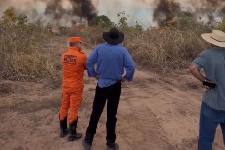 Incêndio na região das Furnas atinge 150 hectares em Primavera do Leste e mobiliza máquinas da Prefeitura há uma semana