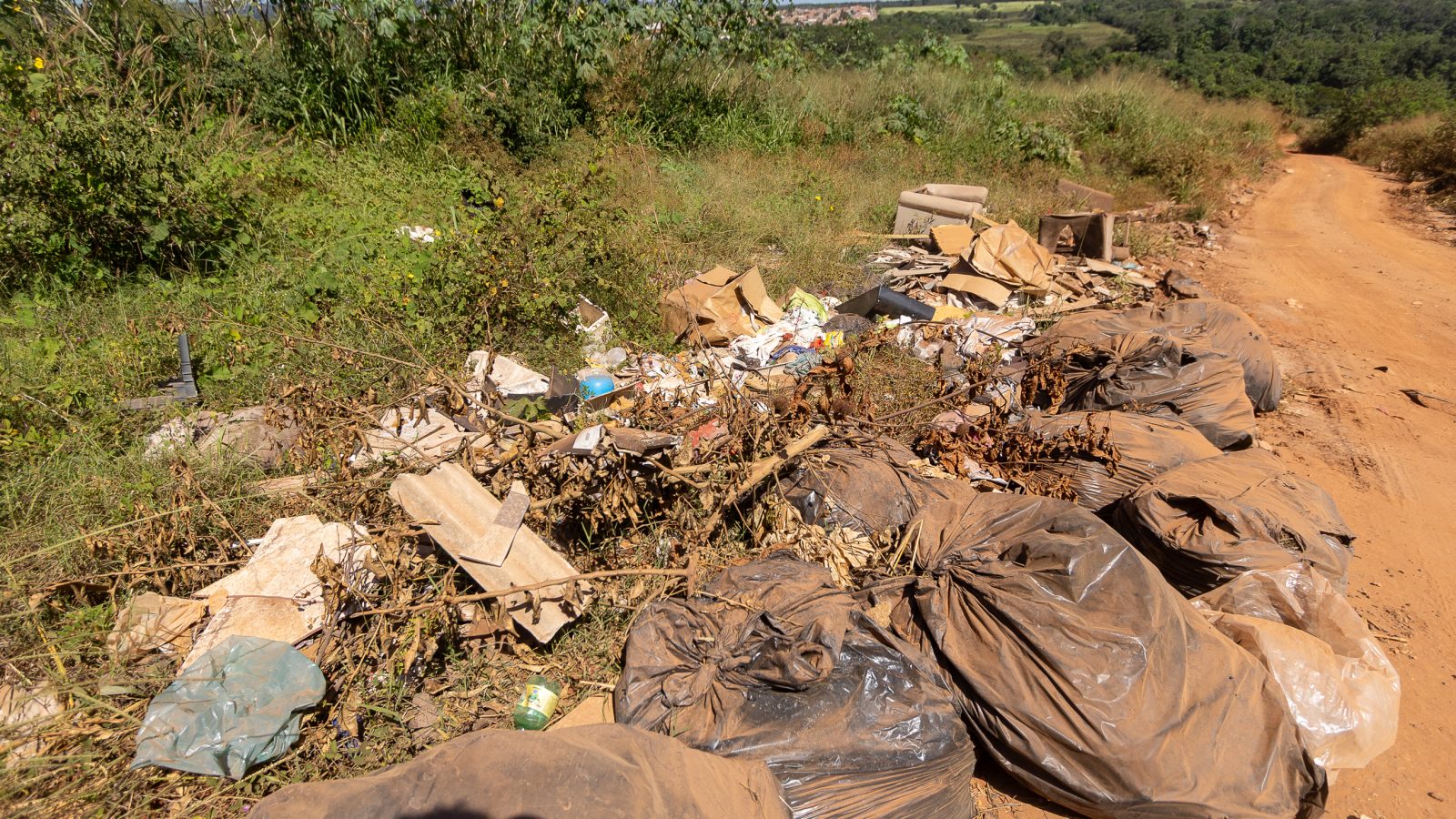 Rondonópolis firma convênio com a PM Ambiental para ampliar fiscalização de queimadas e descarte de resíduos