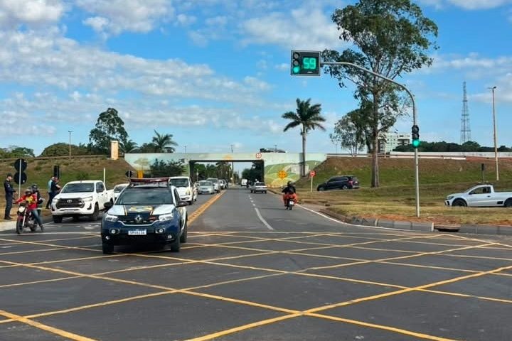 Pregão de R$ 6,19 milhões de Sinop para lombadas eletrônicas tem garantias de três empresas e segue sem resultado