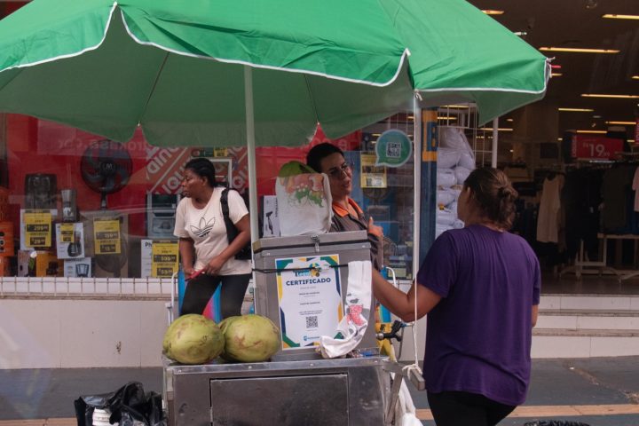 Rondonópolis diz ter mapeado cerca de 330 ambulantes e regularizado metade deles no Ambulante Legal