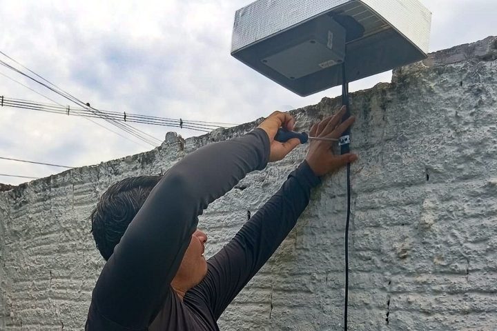 Escolas de Várzea Grande começam a receber medidores de pressão e vazão de água sob TAC Aliança pela Água
