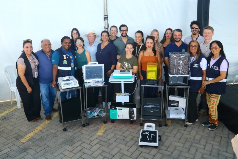 Sinop entrega duas ambulâncias de R$ 990 mil e equipamentos, mas não informa o valor do restante do pacote
