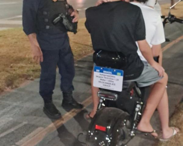 Guarda de Trânsito de Sorriso fiscaliza ciclomotores e diz que as vagas de idosos e PCD verificadas estavam irregulares