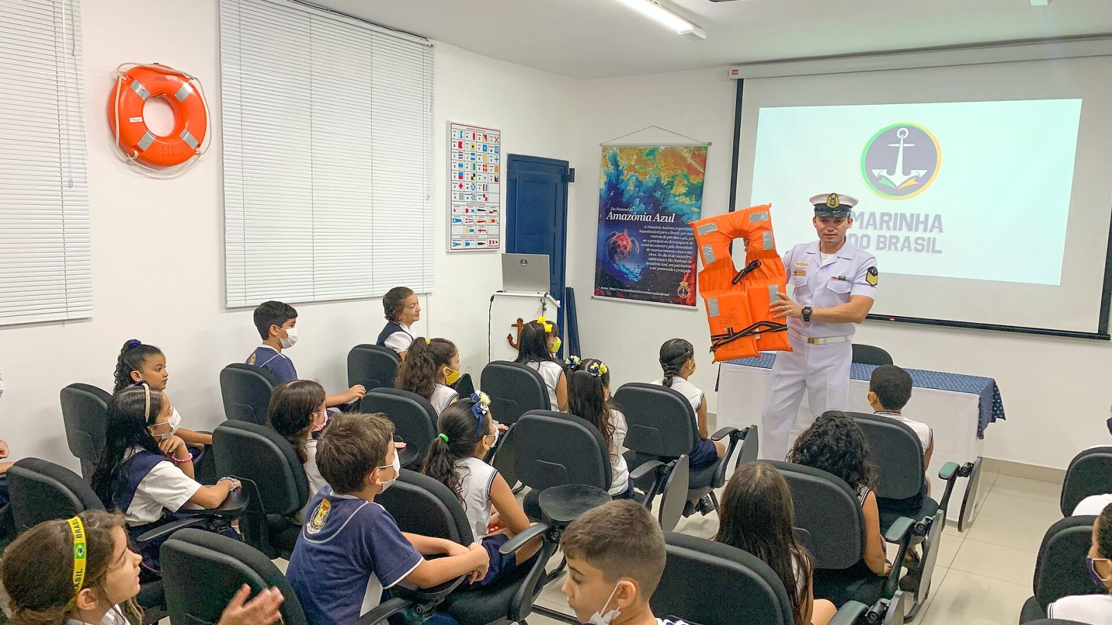Palestra de Mentalidade Marítima e da Cultura Oceânica para crianças.