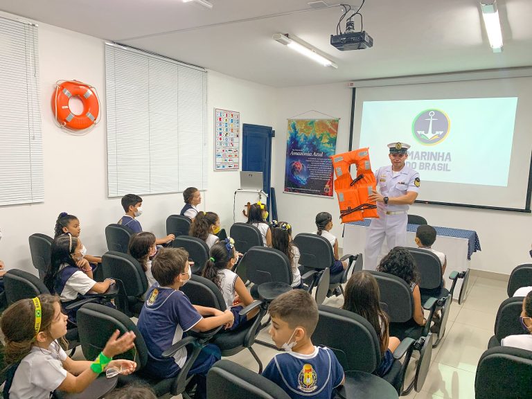 Palestra de Mentalidade Marítima e da Cultura Oceânica para crianças.